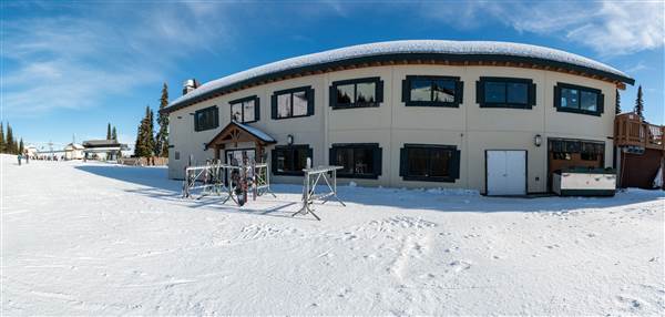 Sun Peaks Resort - Sunburst Lodge 1850M Mid-Mountain WINTER