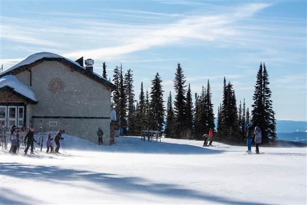 Sun Peaks Resort - Sunburst Lodge 1850M Mid-Mountain WINTER