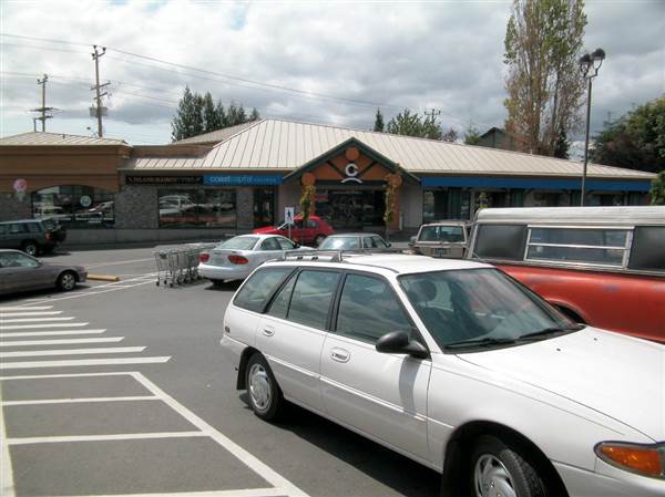 Thrifty Foods-Central Saanich
