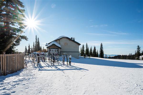 Sun Peaks Resort - Sunburst Lodge 1850M Mid-Mountain WINTER