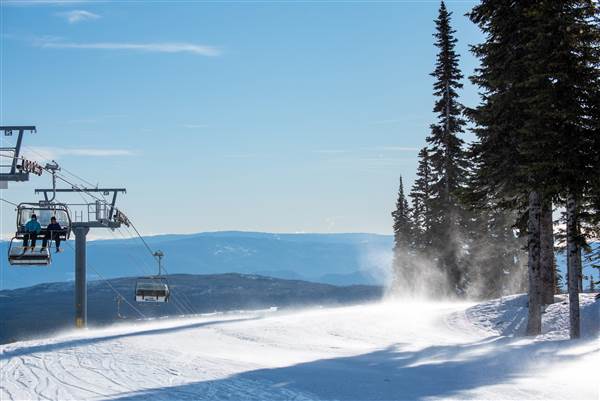 Sun Peaks Resort - Sunburst Lodge 1850M Mid-Mountain WINTER