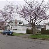 STREET - Selkirk Avenue