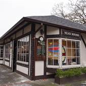 Oak Bay Village Plaza
