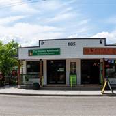 The Bloomin' Paintbrush Art Studio