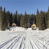 Coquihalla Lakes Lodge Day & Night WINTER