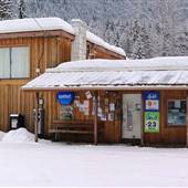 Dee's General Store & Gas WINTER