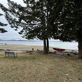 Kent's Beach Cabins & Campsites