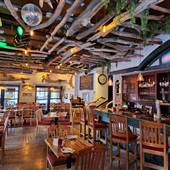 Sun Peaks Resort - Powder Hounds Restaurant