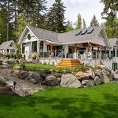 Ocean’s Edge beachfront retreat