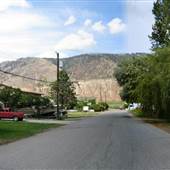 Peter Road Cul-de-Sac with Garages