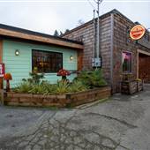 Riverbend Cafe and General Store