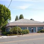 Oak Bay Ave Office Space