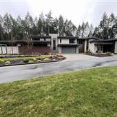 Guise Lakefront Private Residence