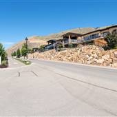 Belmonte Garden Homes - Townhouses & Single Houses