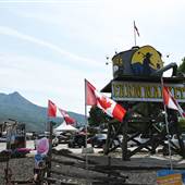 DEMILLES COUNTRY MARKET