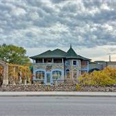 ZIAS STONEHOUSE  RESTAURANT