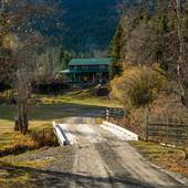 Homathko River Inn