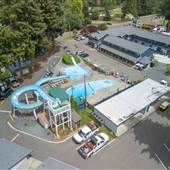 Riverside Resort (Pool)
