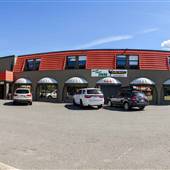 Merritt Desert Inn Cafe with Patio