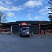 Red Barn Market at Mattick's Farm