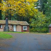 Malahat Bungalows Motel