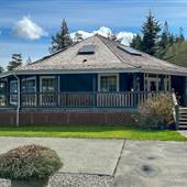 Brown's Bay Resort Clubhouse