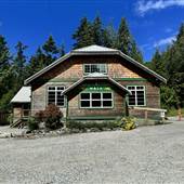 Roberts Creek Community Hall
