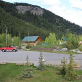 Kicking Horse Rest Stop