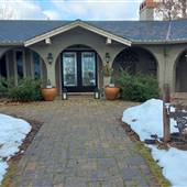 C LARSEN RANCH HOME KELOWNA