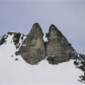 VALHALLA MOUNTAIN RANGE