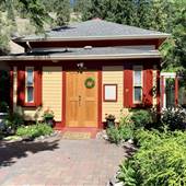 LITTLE SCHOOLHOUSE PEACHLAND