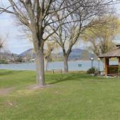 OLIVER LAKESIDE RESORT