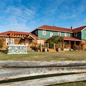 Chilcotin Lodge