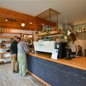 Tofitian Cafe