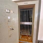 Steven Brook's Residence (1st Floor)