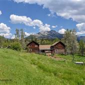 Circle H Mountain Lodge & Cabins
