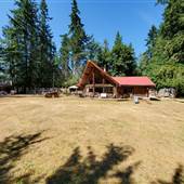 Coombs Rustic Loghouse