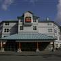 Quarterdeck Inn and Marina