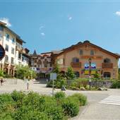 Sun Peaks Resort 503 Village Hearthstone Lodge