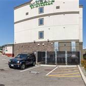 Wingate Hotel by Wyndham - Meeting Room, Pool & Gym