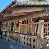 Coombs Country Market