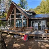 RUSSELL CABIN / LODGE