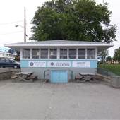 Oak Bay Tea Room at Willows Beach