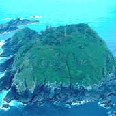 Scott Islands (Anne Vallee Ecological Reserve)