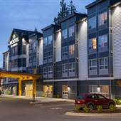 Microtel Inn and Suites by Wyndham Ladysmith Oyster Bay