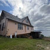 Sointula Character Home with Net Loft