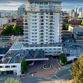 Chateau Victoria Hotel & Suites