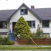 STREET - Hollywood Crescent