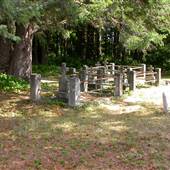 Friendly Cove (Yuquot) (Friendly Cove Cemetery)