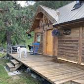 Bayman-Taylor Log Cabin & Guest House